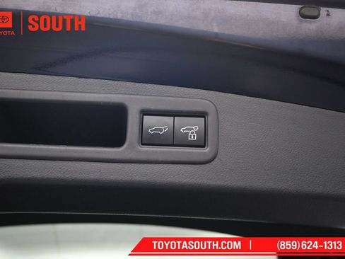Used 2023 Lexus RX 350 F Sport w/ Accessory Package AWD/4WD image 32