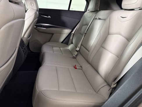 Used 2023 Cadillac XT4 Luxury image 12