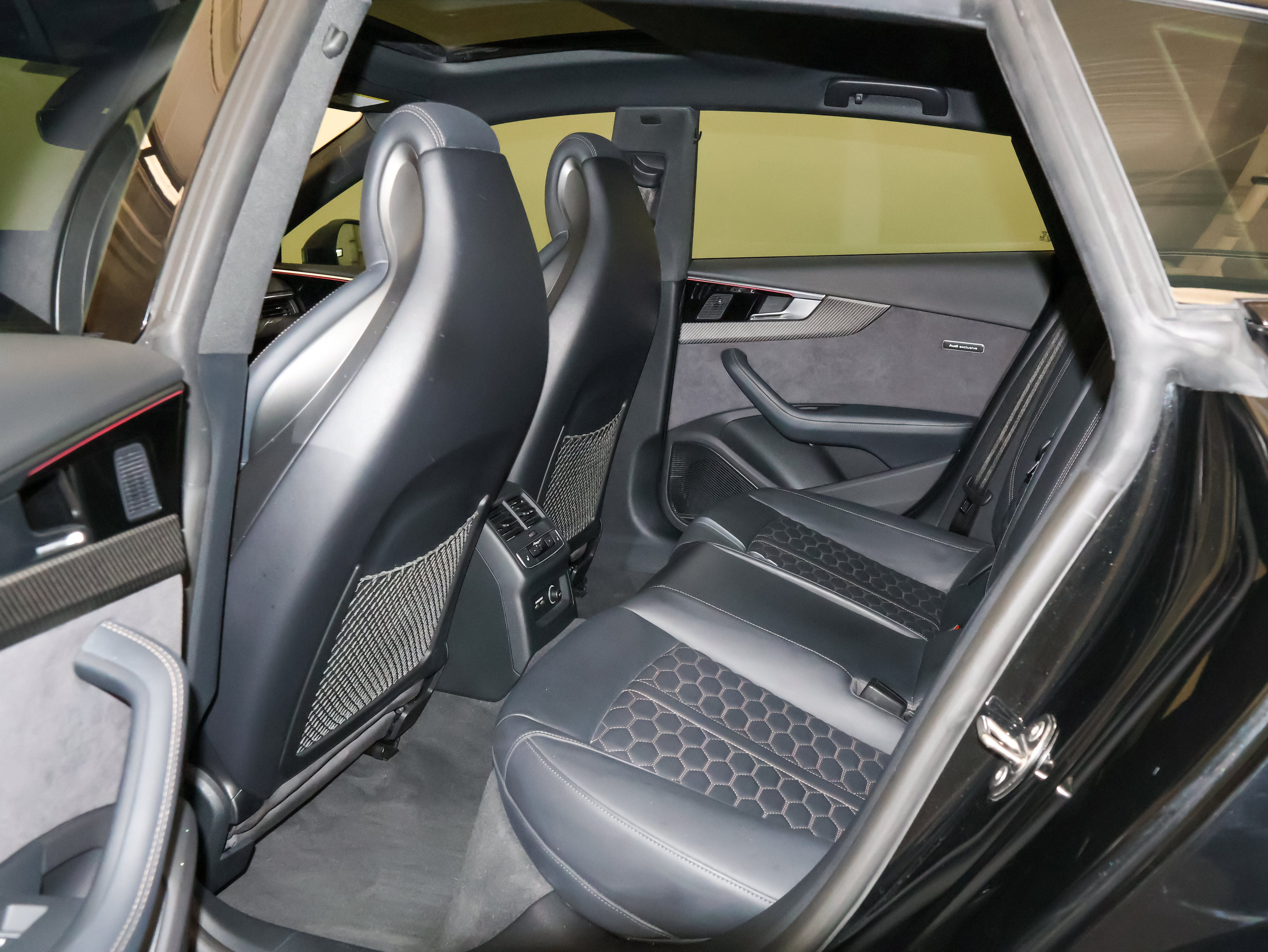 Used 2022 Audi RS 5 Sportback AWD/4WD image 25
