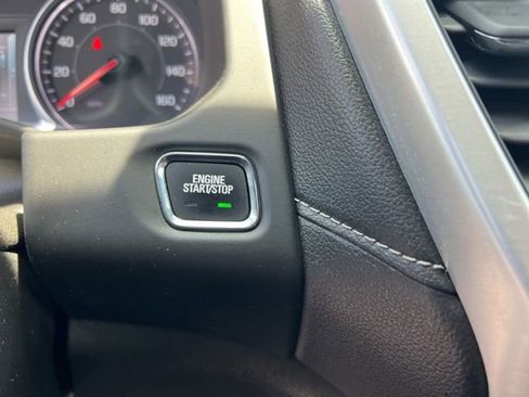 Used 2017 GMC Acadia SLT FWD image 17