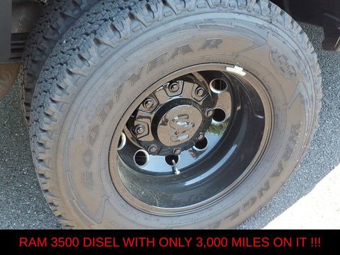 Used 2024 RAM 3500 Laramie w/ Night Edition AWD/4WD image 7