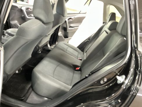 Used 2021 Toyota RAV4 LE image 13