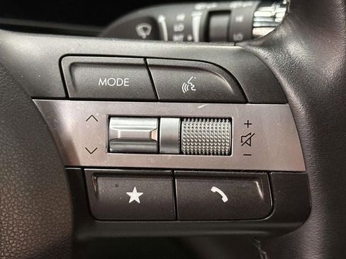 Used 2025 Hyundai Kona SEL AWD/4WD image 27