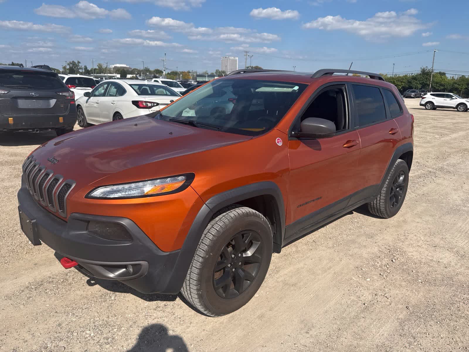Used 2015 Jeep Cherokee Trailhawk w/ Comfort/Convenience Group AWD/4WD image 1