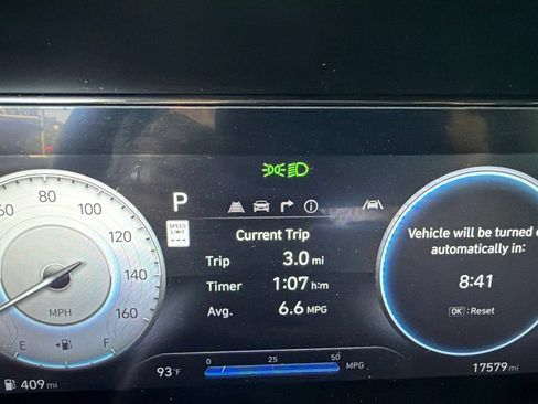 Certified 2024 Hyundai Elantra Limited FWD image 31