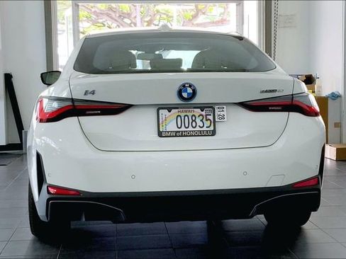 Used 2025 BMW i4 eDrive40 w/ Parking Assistance Package RWD image 4