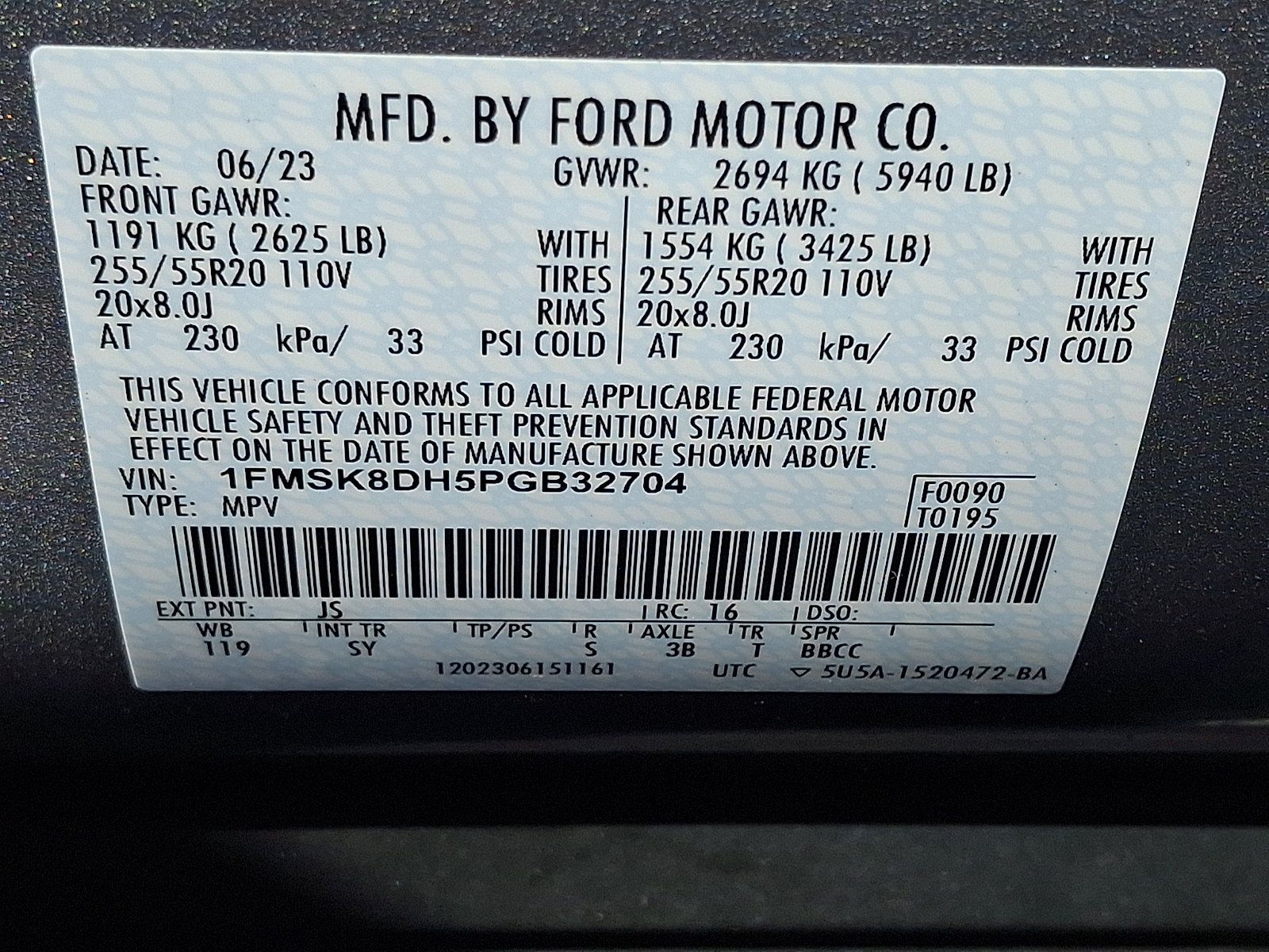 Used 2023 Ford Explorer XLT w/ Equipment Group 202A AWD/4WD image 53