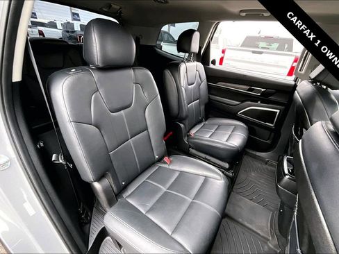 Used 2022 Kia Telluride EX w/ EX Premium Package image 24