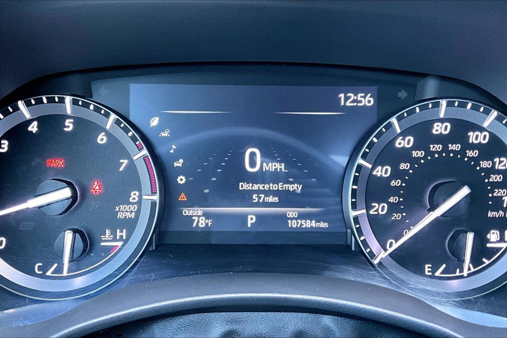 Used 2020 Toyota Highlander Platinum FWD image 8