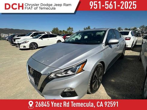 Used 2019 Nissan Altima 2.5 SL FWD image 1