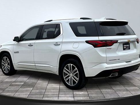 Used 2023 Chevrolet Traverse High Country image 5