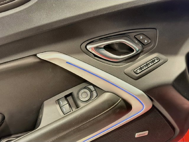 Used 2021 Chevrolet Camaro SS RWD image 16