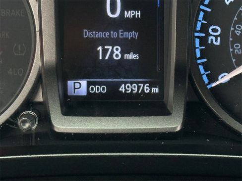 Certified 2020 Toyota Tacoma TRD Sport image 16