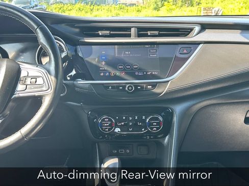 Certified 2021 Buick Encore GX Essence w/ Advanced Technology Package AWD/4WD image 17
