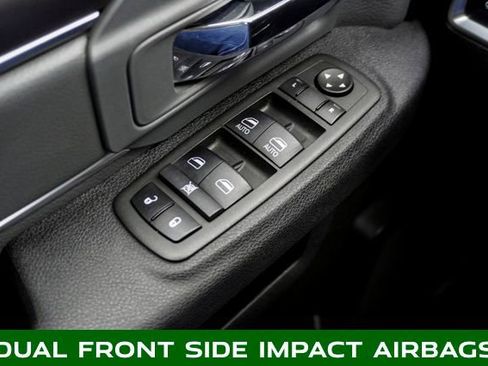 Used 2023 RAM 1500 Classic SLT image 21