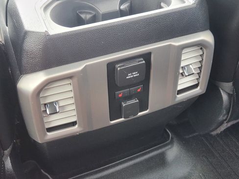 Used 2017 Ford F250 Platinum w/ Platinum Ultimate Package AWD/4WD image 32