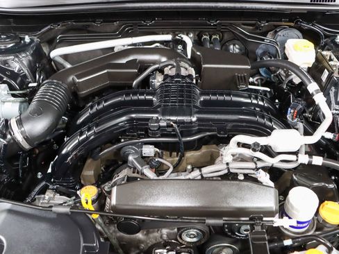 Used 2024 Subaru Crosstrek 2.0i image 29