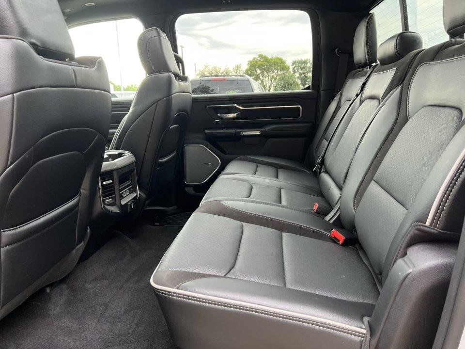 Used 2025 RAM 1500 Laramie w/ Night Edition AWD/4WD image 5