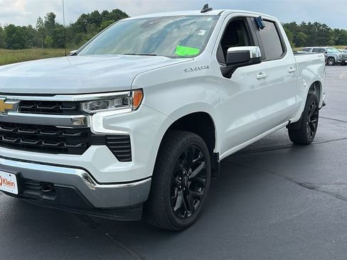 Used 2025 Chevrolet Silverado 1500 LT w/ Work Truck Package AWD/4WD image 3