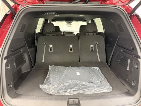 New 2026 Chevrolet Traverse LT w/ LPO, Floor Liner Package image 6