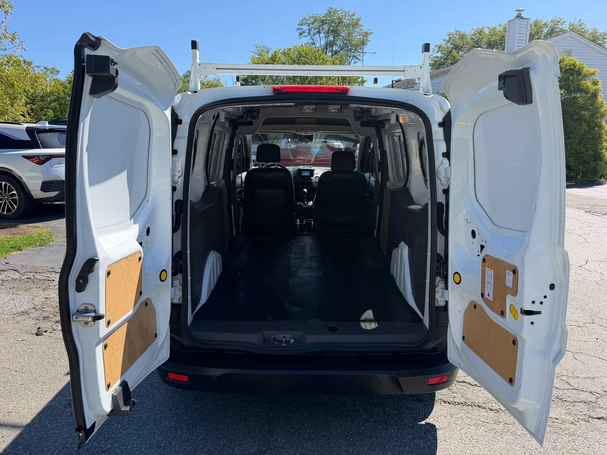 Used 2022 Ford Transit Connect XL w/ CNG/LPG Engine Prep Package FWD image 27