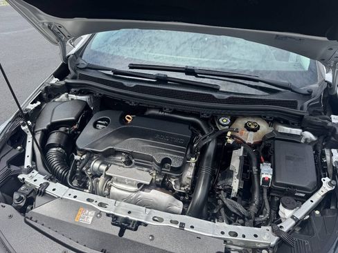Used 2019 Chevrolet Cruze LS FWD image 16