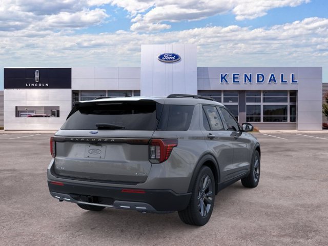 Used 2026 Ford Explorer Active w/ Active Comfort Package AWD/4WD image 8
