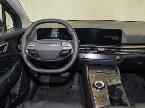 New 2026 Kia Sportage EX w/ EX Panoramic Sunroof Package image 8