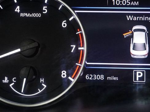 Used 2024 Nissan Sentra SV FWD image 20