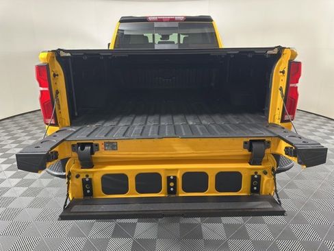 New 2025 Chevrolet Silverado 2500 ZR2 w/ Technology Package image 4