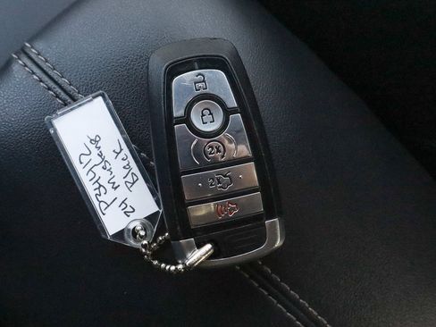 Used 2024 Ford Mustang Premium image 31