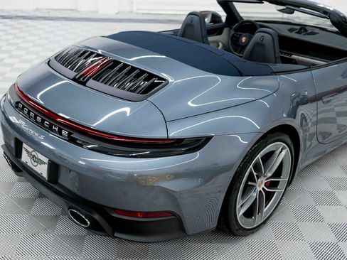 Used 2025 Porsche 911 Carrera S RWD image 21