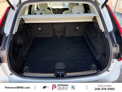 Used 2020 Volvo XC60 T5 Inscription w/ Protection Package Premier image 10