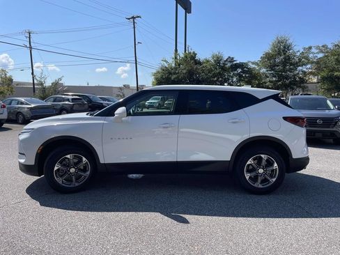 Used 2025 Chevrolet Blazer LT FWD image 6