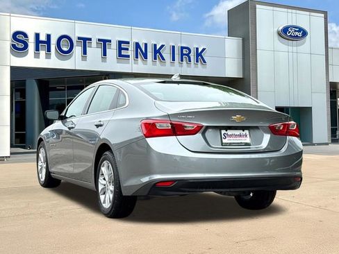 Used 2025 Chevrolet Malibu LT image 6