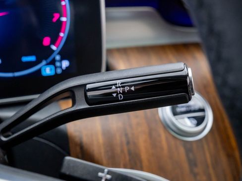 Used 2023 Mercedes-Benz C 300 4MATIC Sedan image 31