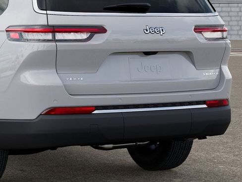 New 2025 Jeep Grand Cherokee L Limited w/ Luxury Tech Group II AWD/4WD image 13