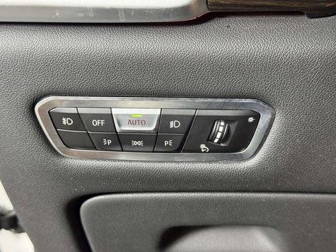 Used 2020 BMW X5 xDrive40i w/ Convenience Package AWD/4WD image 19