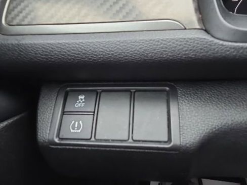 Used 2017 Honda Civic Sport image 20