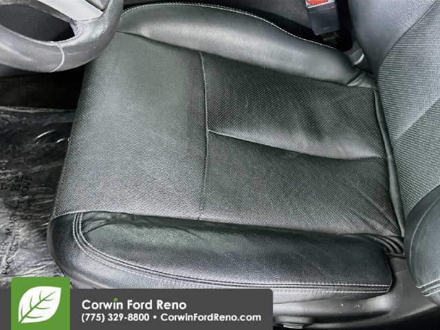 Used 2016 Nissan Altima 3.5 SL FWD image 22