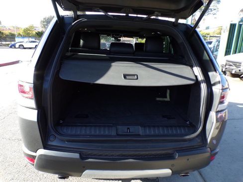 Used 2017 Land Rover Range Rover Sport HSE image 14