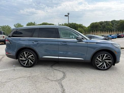 Used 2025 Lincoln Aviator Reserve w/ Equipment Group 201A AWD/4WD image 8