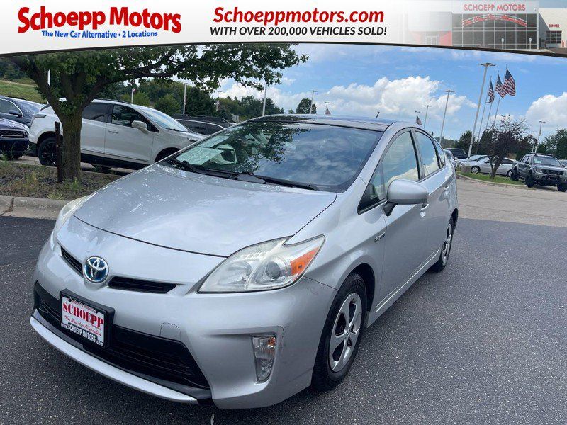 Used 2014 Toyota Prius Three w/ Solar Roof Package FWD image 1