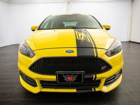 Used 2017 Ford Focus ST w/ Equipment Group 402A FWD image 36