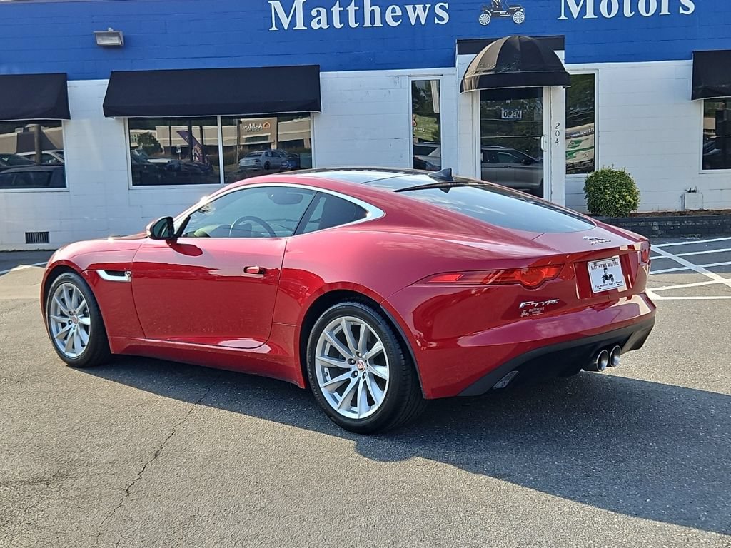 Used 2017 Jaguar F-TYPE Coupe RWD image 5