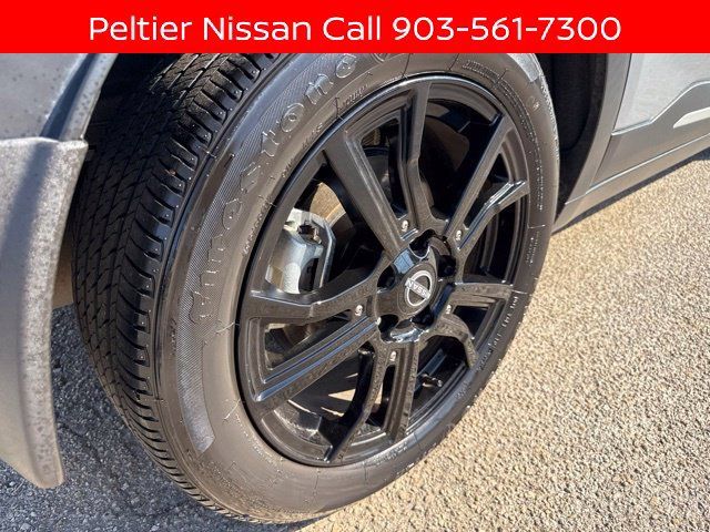 Certified 2024 Nissan Kicks SR w/ SR Premium Package FWD image 9