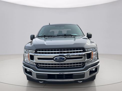 Used 2018 Ford F150 XLT w/ Equipment Group 302A Luxury AWD/4WD image 8