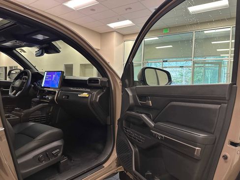 New 2026 Toyota Tacoma TRD Off-Road image 28