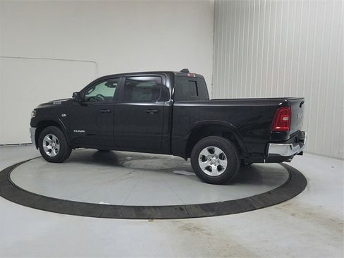 New 2026 RAM 1500 4x4 Crew Cab image 5