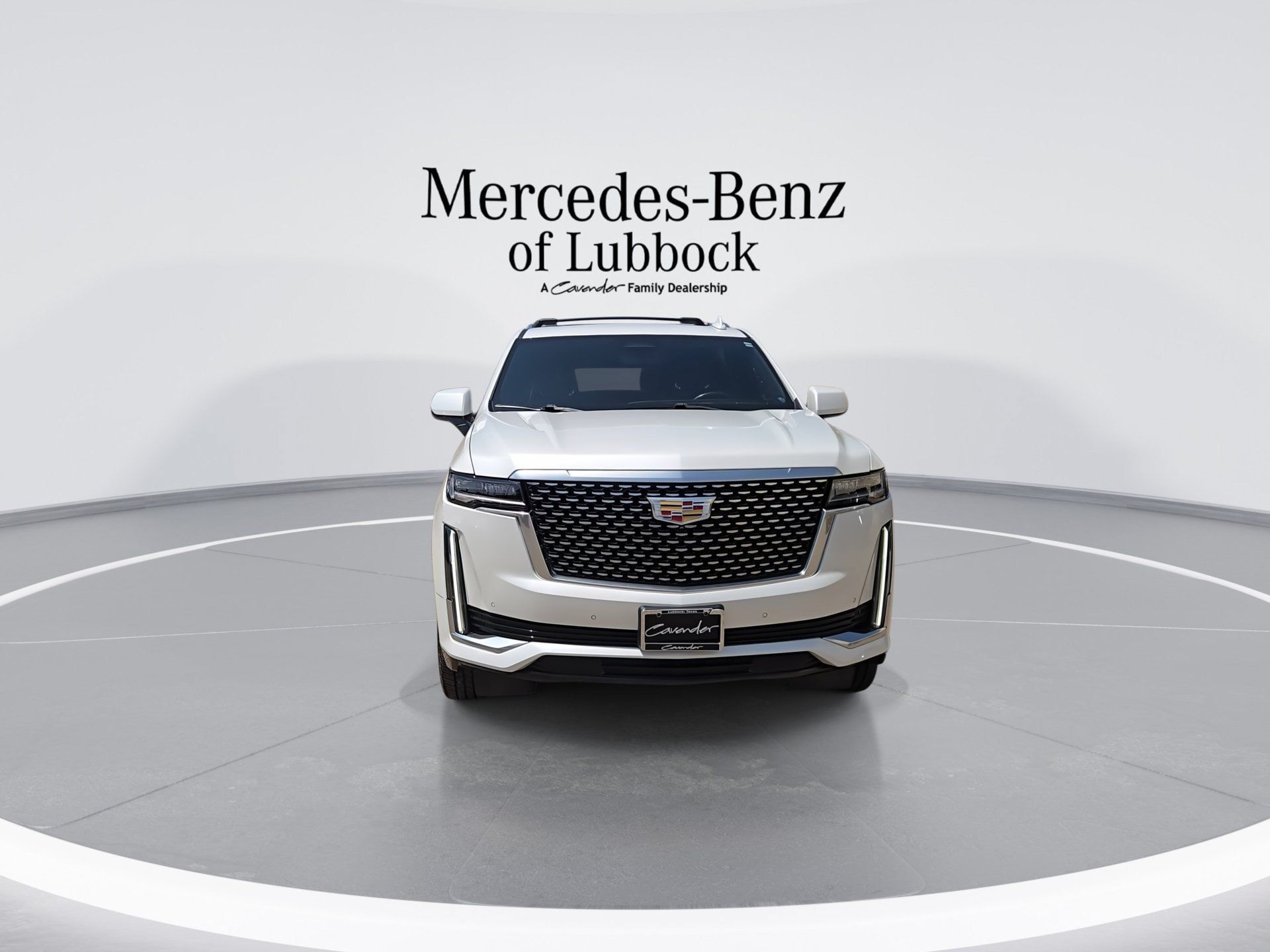 Used 2022 Cadillac Escalade ESV Premium Luxury AWD/4WD image 3